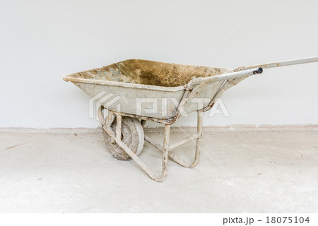 Trolley for construction at construction site Trolley for construction at construction site 18075104