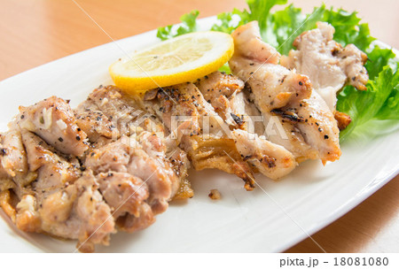 鶏肉のハーブ塩グリル焼き 18081080