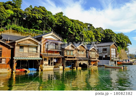 京都・丹後半島）伊根の舟屋（伊根町）２ 18082382