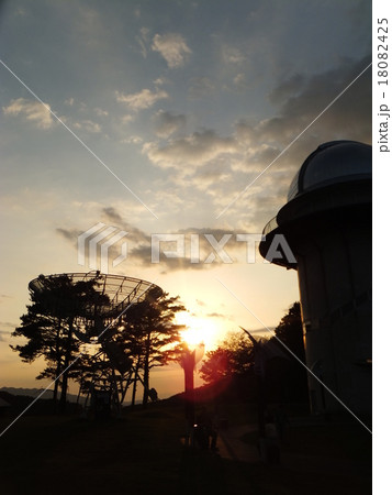 みさと天文台の夕暮れ 18082425