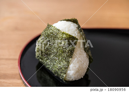 おにぎり おにぎり 18090956