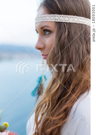 girl with a wedding bouquet boho style 18093001