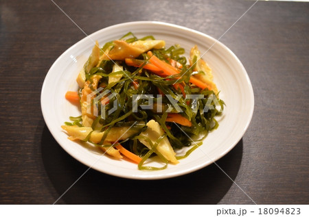 人参と昆布の炒め煮 人参と昆布の炒め煮 18094823