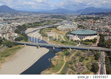 利根川と中央大橋 群馬県前橋市 の写真素材