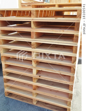 輸送パレット 18100541