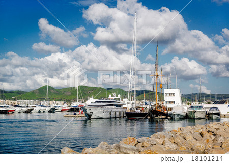 Moored vessels in the port of Ibiza 18101214