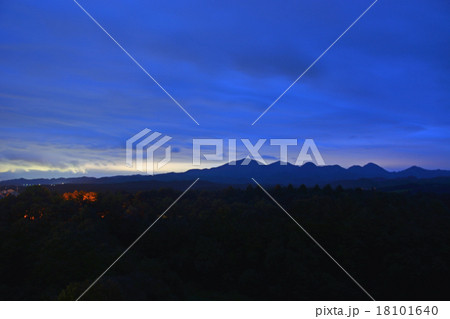夜の景色 18101640