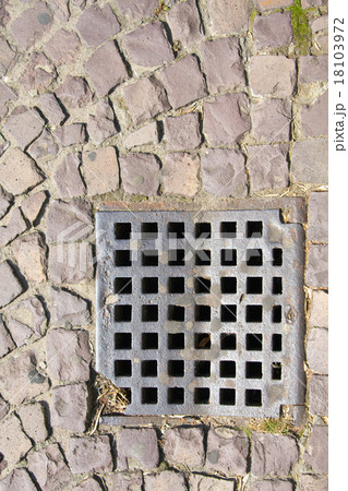 sewer grate sewer grate 18103972