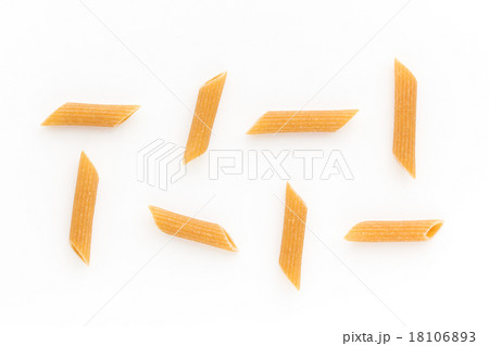 ホール・ウィート・パスタ（ペンネ・リガーテ） 18106893