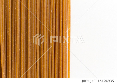 ホール・ウィート・パスタ（スパゲッティ） 18106935