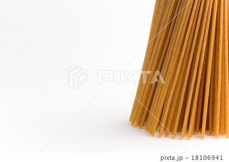 ホール・ウィート・パスタ（スパゲッティ） 18106941