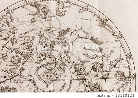 アンティークの天体図 18110121