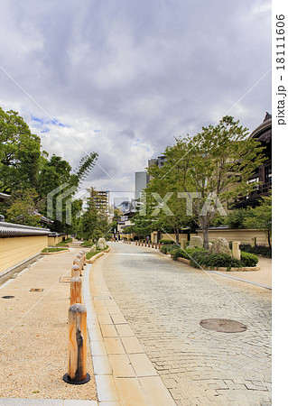 観光名所　博多区承天寺界隈　承天寺通り 18111606