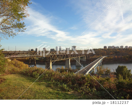 秋空のエドモントン 18112237