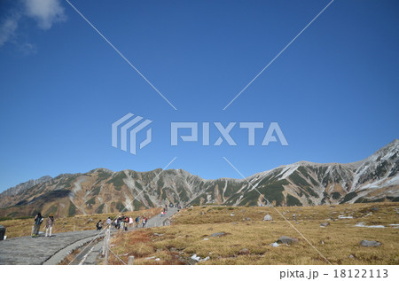 初冬を迎えた立山 18122113