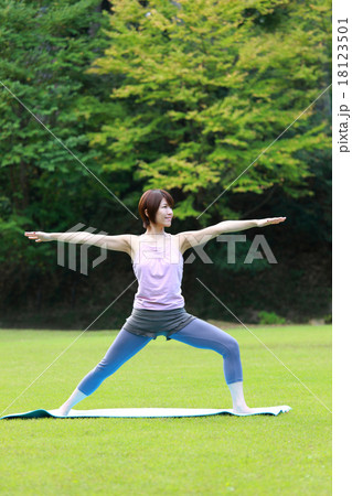 英雄のポーズ2 英雄のポーズ2 18123501