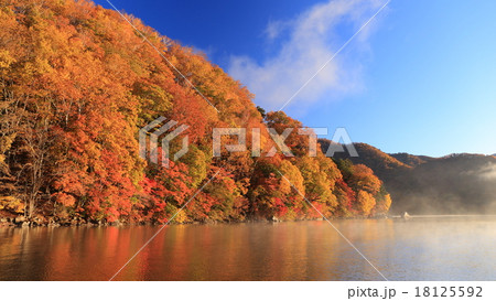 千手ヶ浜の夜明け 18125592