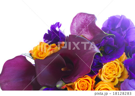 Calla lilly and eustoma flowers 18128283