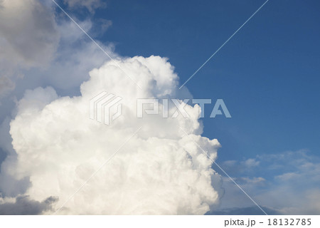 入道雲 18132785