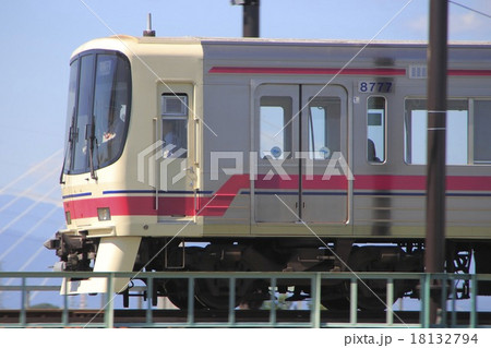 ［KO］京王8000系電車（流し撮り） 18132794