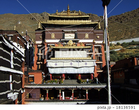 シガツェ　タシルンポ寺　タシ・ナムギェル・ラカン 18136591