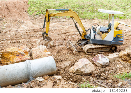 concrete pipe under construction 18149283