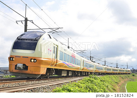 特急いなほ　E653系 18152824