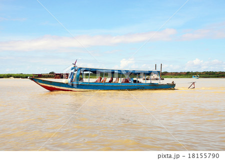 カンボジア シェムリアップ トレンサップ湖 カンボジア シェムリアップ トレンサップ湖 18155790