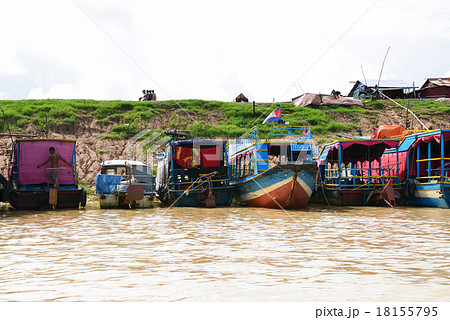 カンボジア シェムリアップ トレンサップ湖 カンボジア シェムリアップ トレンサップ湖 18155795
