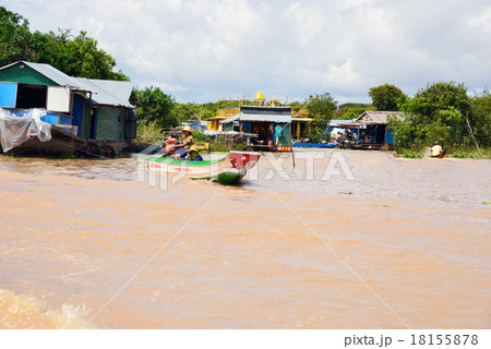 カンボジア シェムリアップ トレンサップ湖 カンボジア シェムリアップ トレンサップ湖 18155878