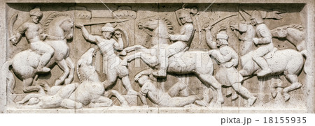 Bas-relief 18155935