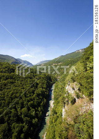 mountain district   18156126