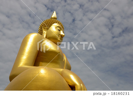Big Buddha statue 18160231