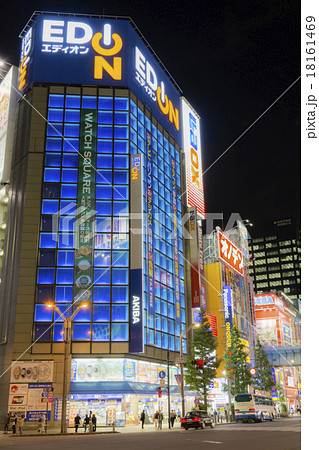 夜の秋葉原電気街 夜の秋葉原電気街 18161469