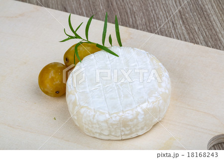 Brie cheese Brie cheese 18168243
