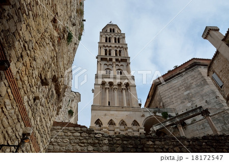 ディオクレティアヌス宮殿 大聖堂と鐘楼 ディオクレティアヌス宮殿 大聖堂と鐘楼 18172547