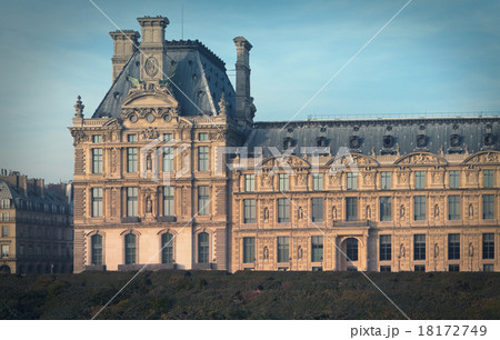 Louvre Museum in Paris with a retro effect.. Louvre Museum in Paris with a retro effect.. 18172749
