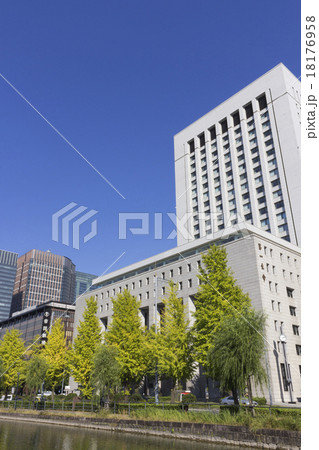 日比谷通りの街並み 18176958