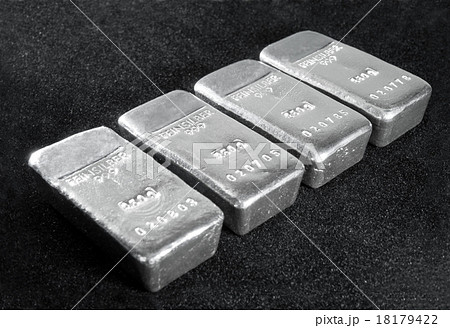 Precious metals trading. 18179422