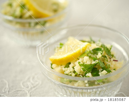 グリーンタブレ ガラスココット リネン背景(横位置アップ) グリーンタブレ ガラスココット リネン背景(横位置アップ) 18185087