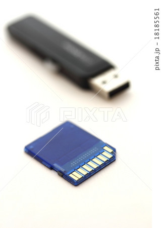 SDカード 18185561