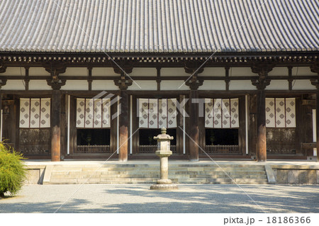 世界遺産唐招提寺金堂 世界遺産唐招提寺金堂 18186366