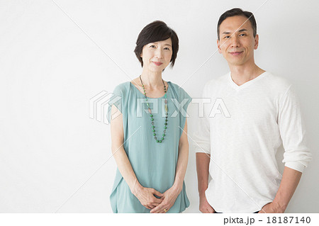 ポートレート　ミドル夫婦 18187140