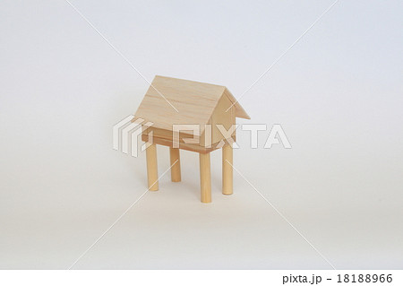 住宅の基礎工事 18188966