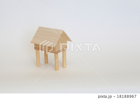 住宅の基礎工事 18188967