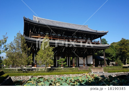 京都「東福寺」の三門 京都「東福寺」の三門 18190385