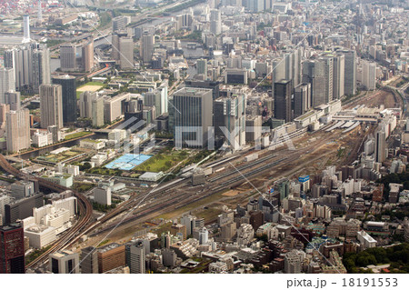 東京の田町上空から品川新駅方向を空撮 東京の田町上空から品川新駅方向を空撮 18191553