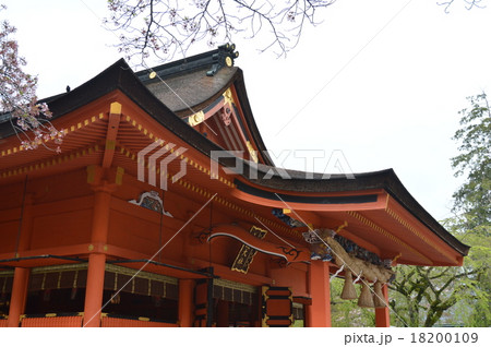 富士山本宮･浅間大社の拝殿（静岡県富士宮市宮町1-1） 18200109