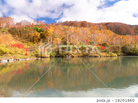 酸ヶ湯温泉の紅葉 18201860