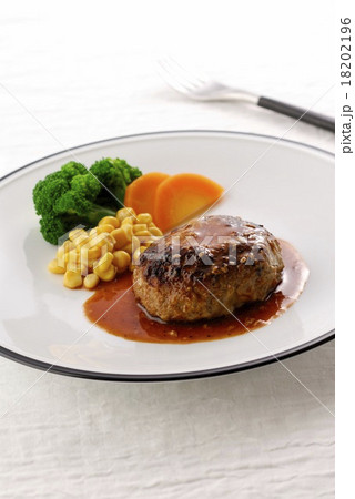 みんなが大好きなハンバーグ 18202196